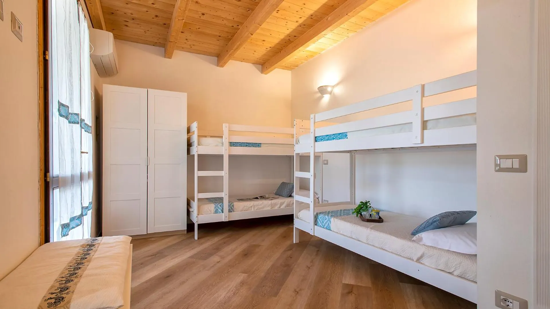Villa Celeste Countryside Deluxe Near The Beaches Of Sardinia Alghero